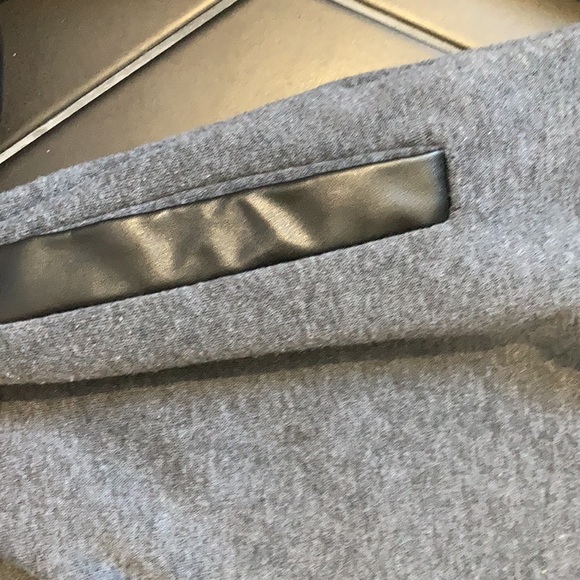 Hoddi - Picture 3 of 4